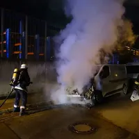 auto5-1.jpg